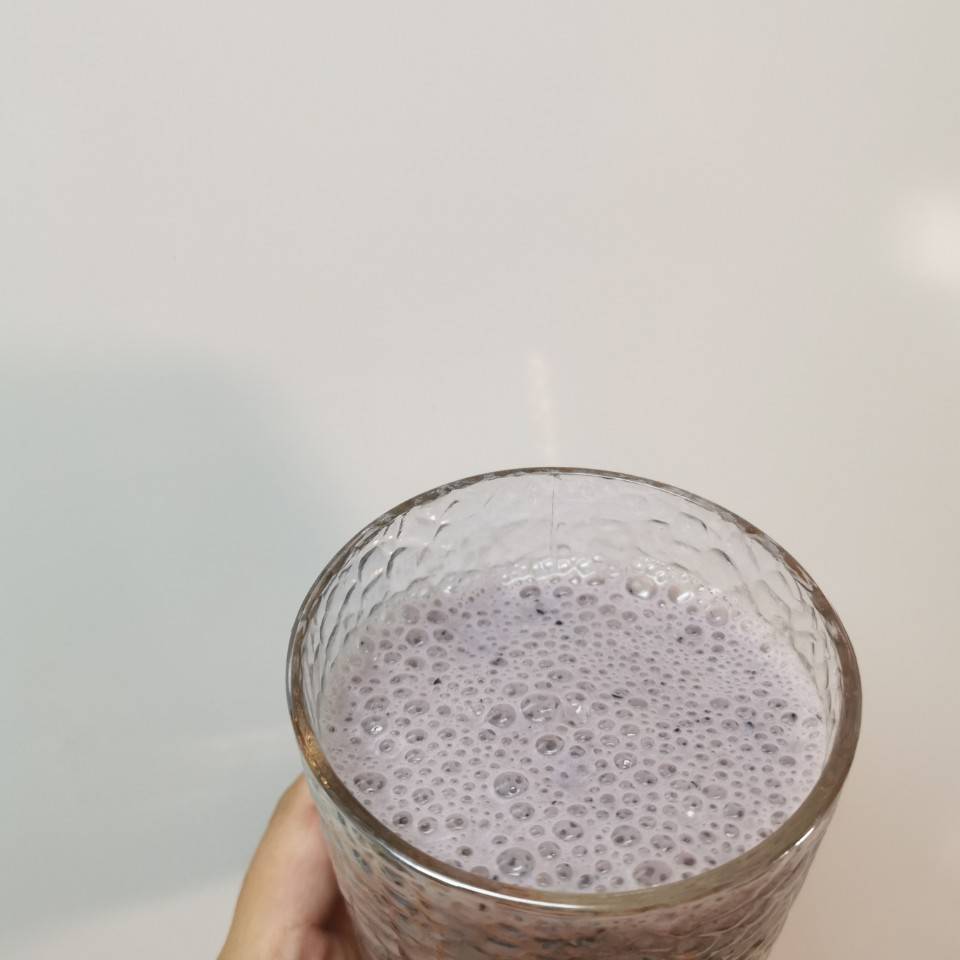 Batido de arándanos y plátano. 
