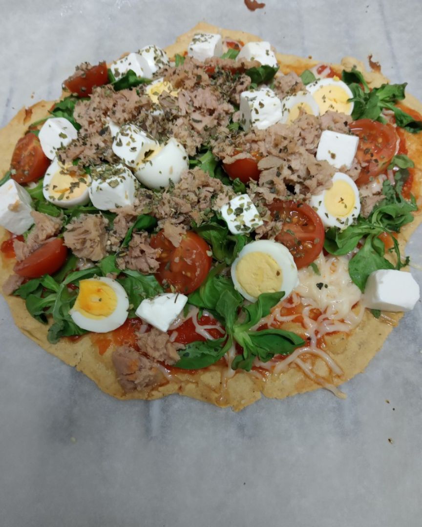 Pizza de harina de garbanzo Pizza de harina de garbanzo