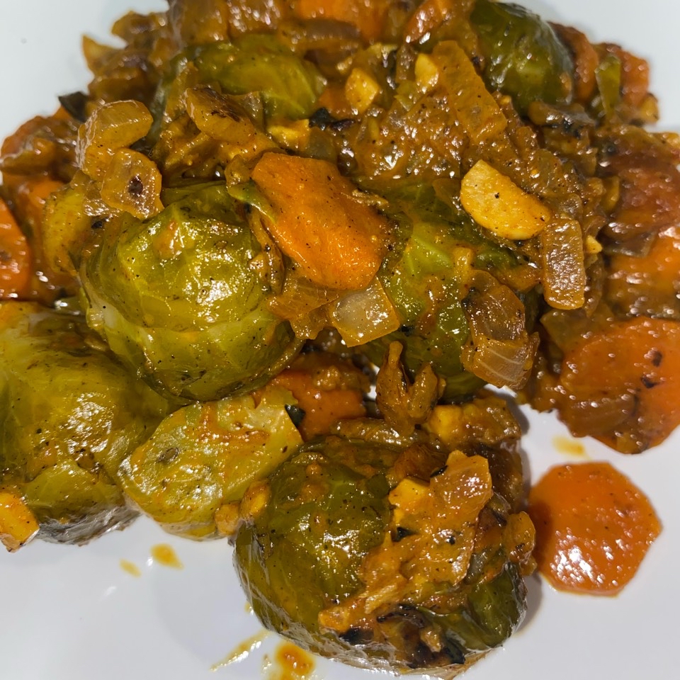 Coles de bruselas con curry improvisado! (Receta flexible) Coles de bruselas con curry improvisado! (Receta flexible)