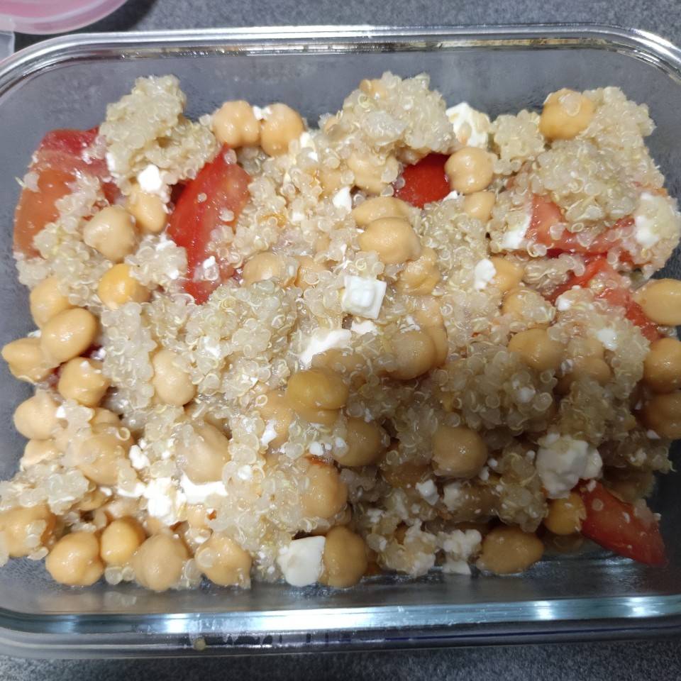 Ensalada de garbanzos y quinoa Ensalada de garbanzos y quinoa