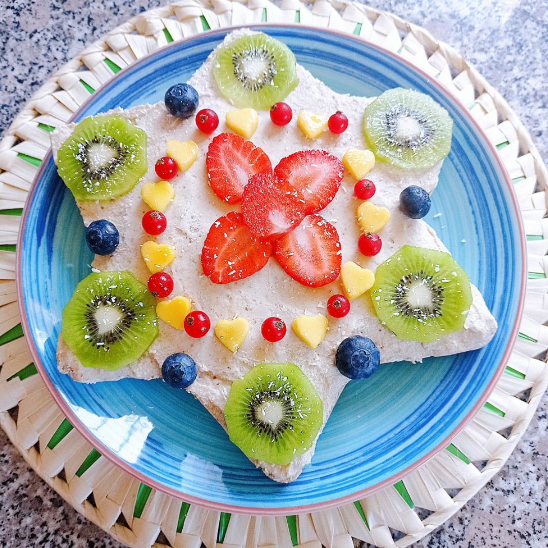Tarta vegana de anacardos, coco🥥 y aguacate 🥑 Tarta vegana de anacardos, coco🥥 y aguacate 🥑
