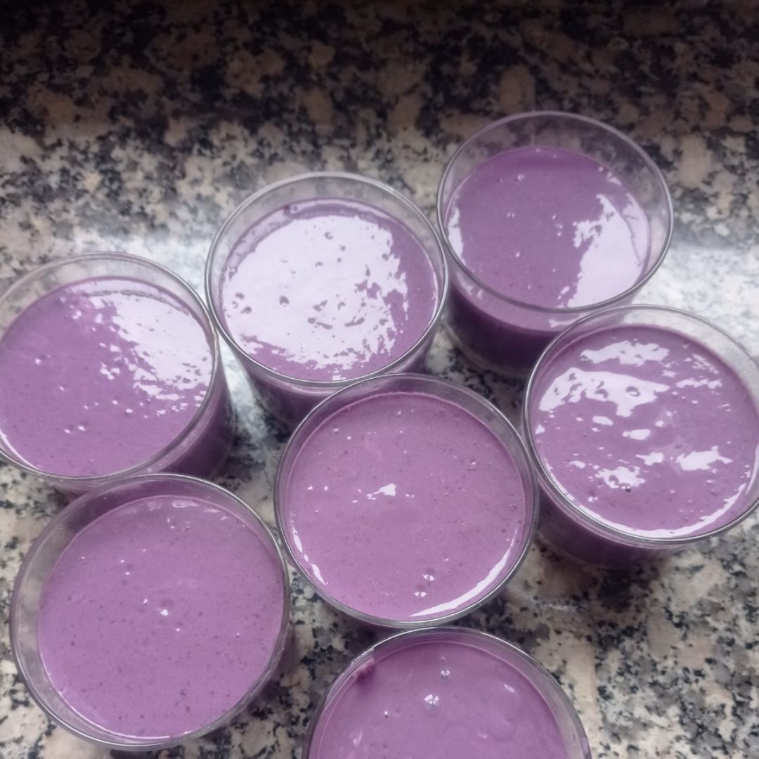 Cheesecake de moras 💜 en vasitos Paso 4 Cheesecake de moras 💜 en vasitos Paso 4