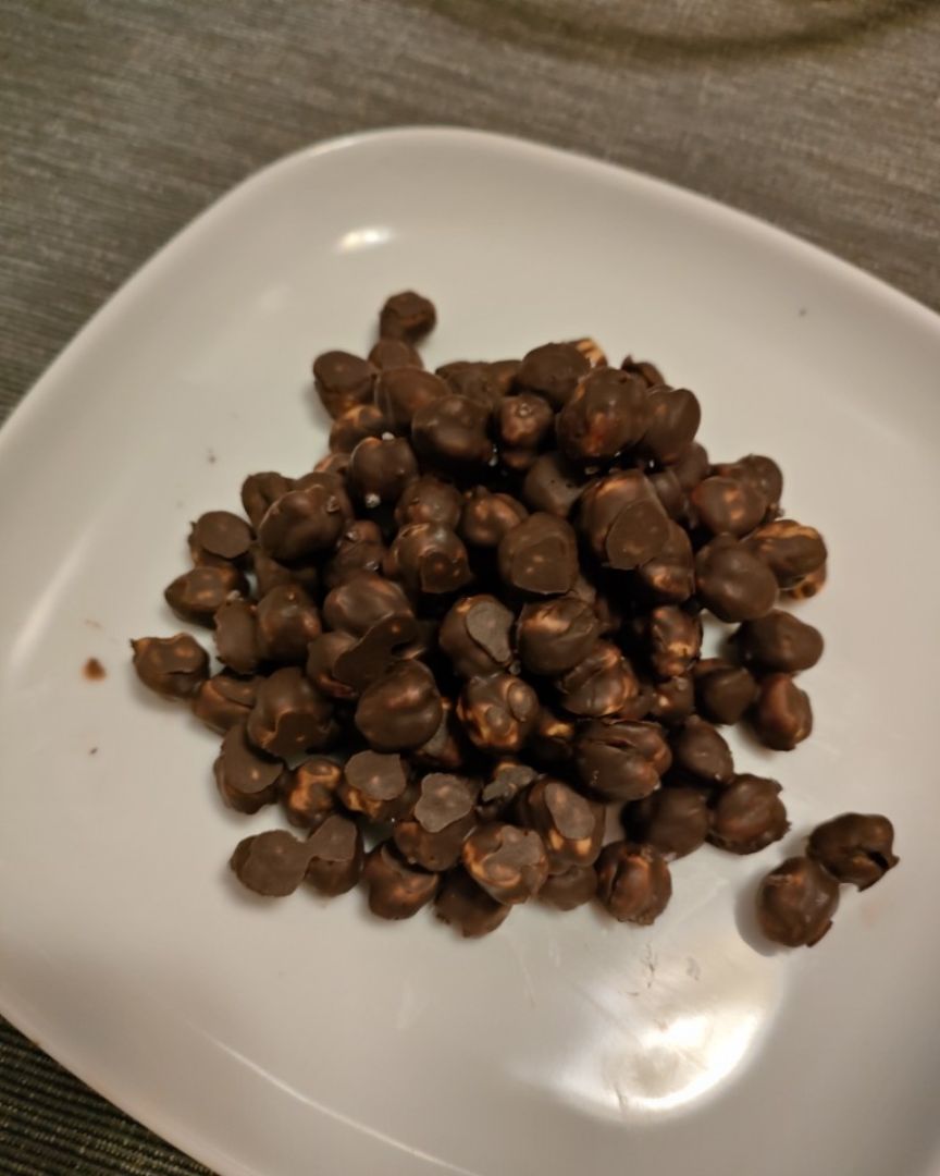 Snack de garbanzos con chocolate Snack de garbanzos con chocolate