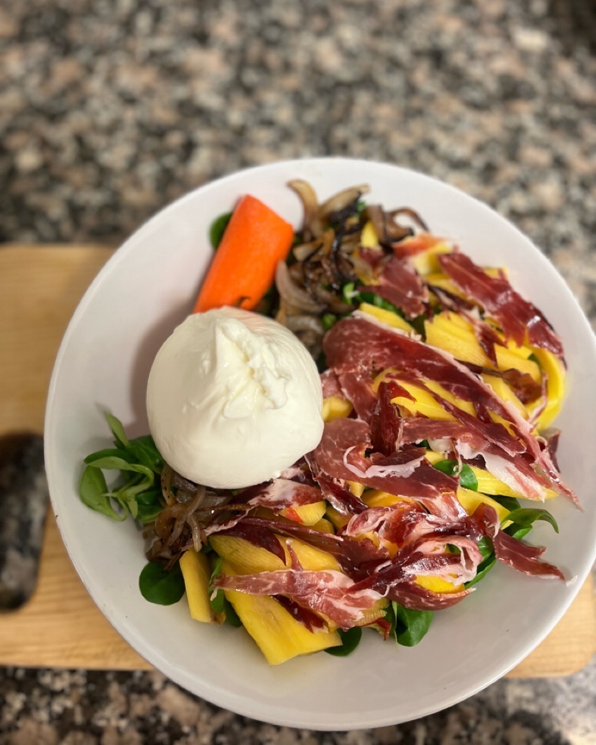 Ensalada Mango y Burrata Ensalada Mango y Burrata