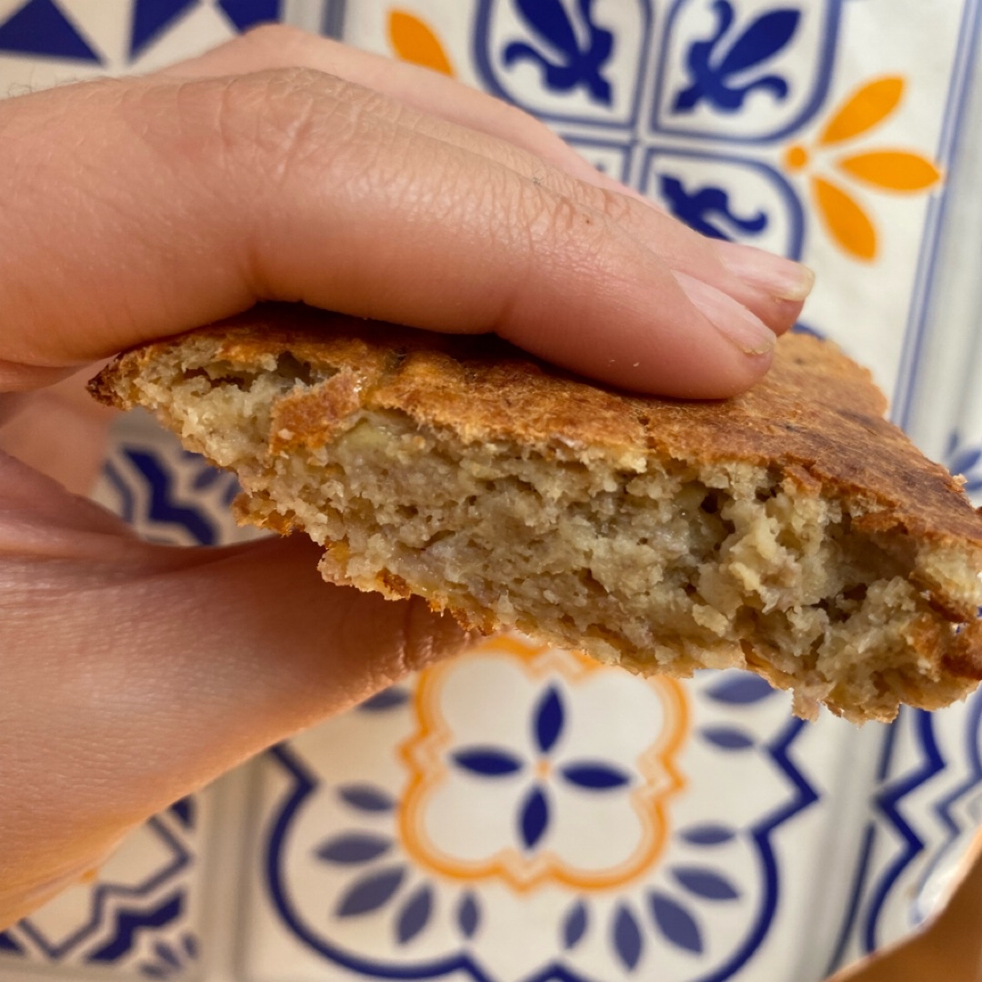 Bizcocho proteico de plátano