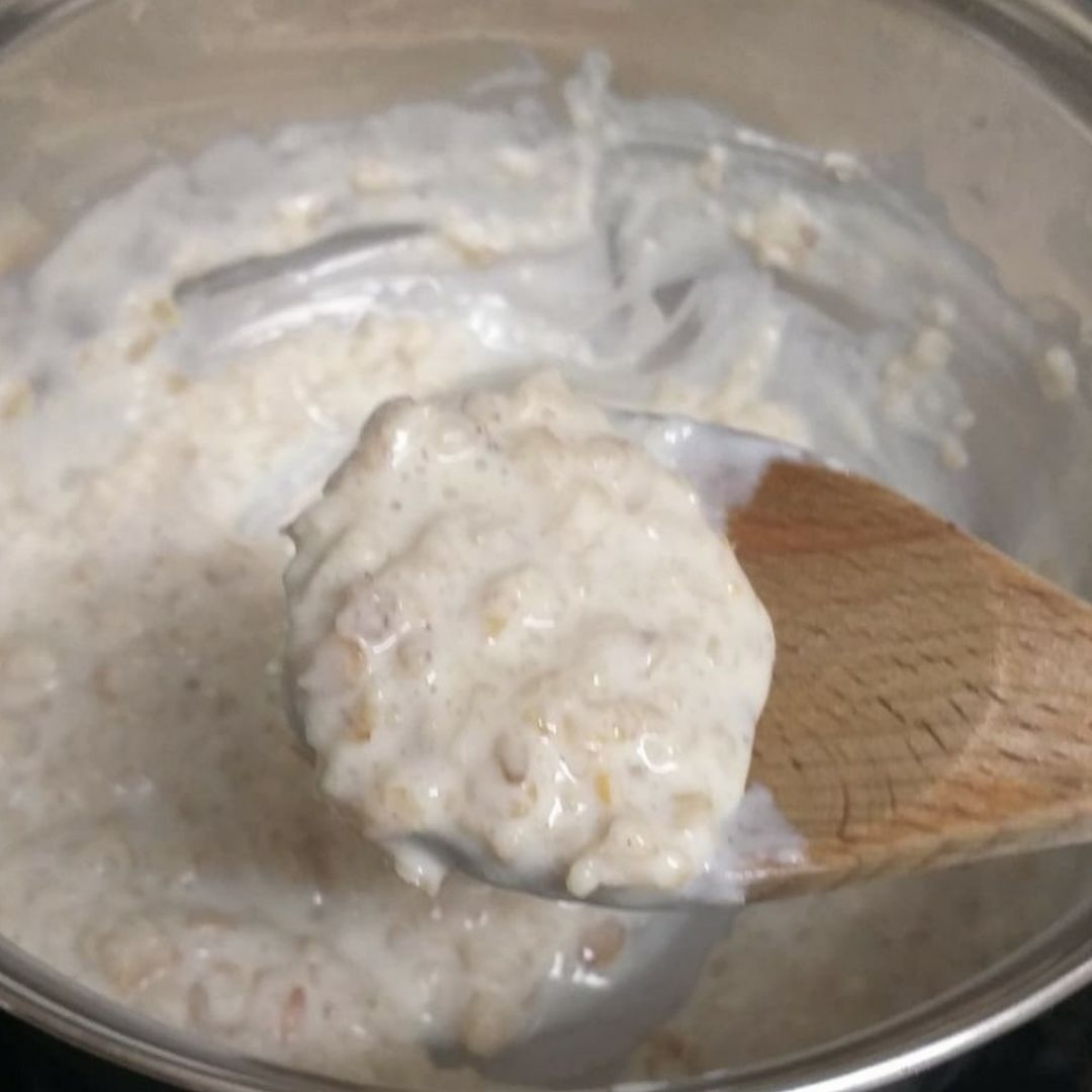 Podrige con plátano y nueces pecanas Paso 1 Podrige con plátano y nueces pecanas Paso 1