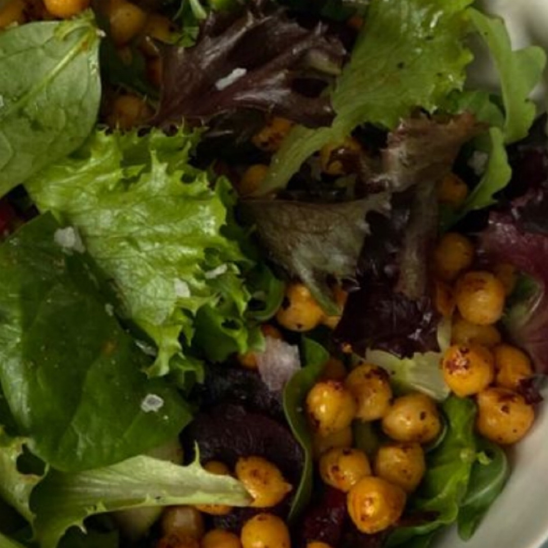 ensalada con garbanzos especiados ensalada con garbanzos especiados