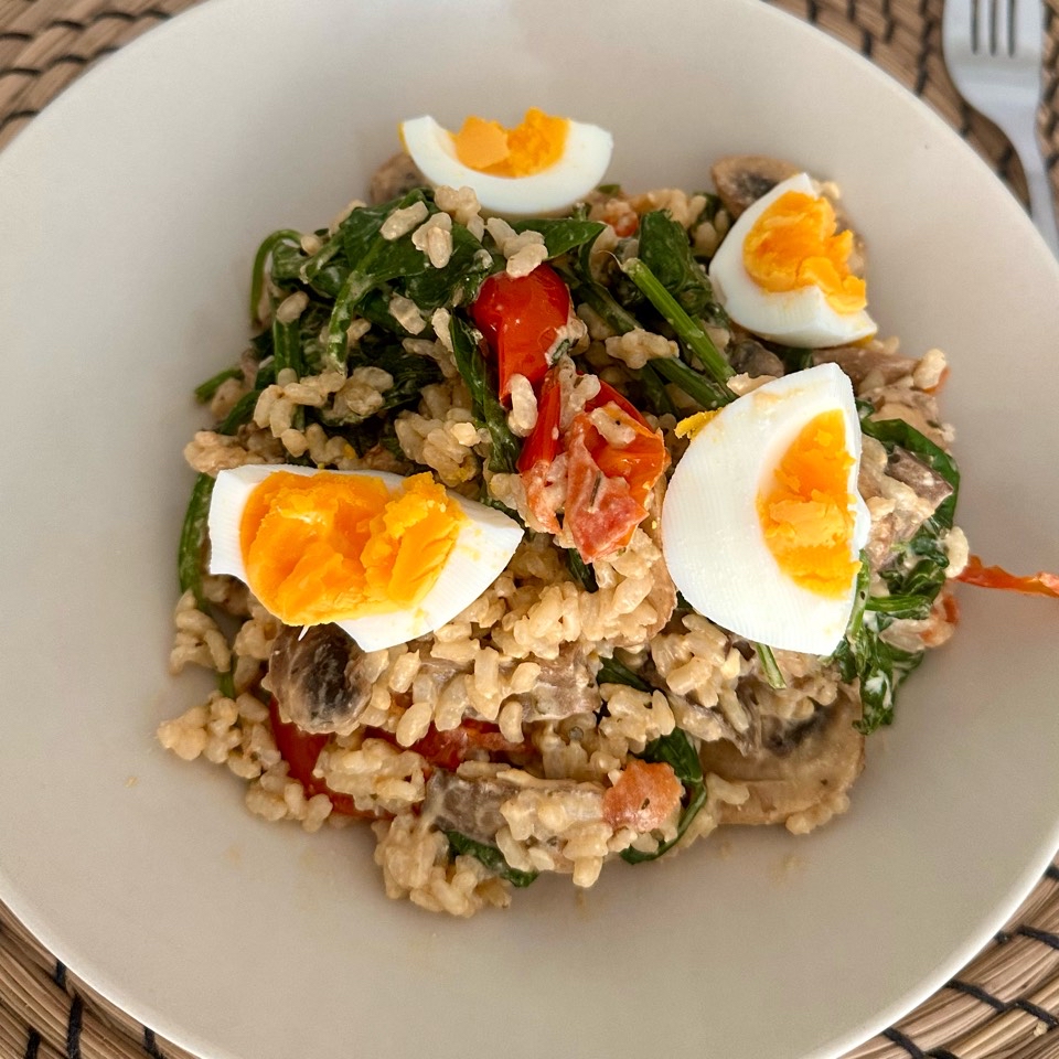 Arroz con cherry champiñones espinaca y feta 