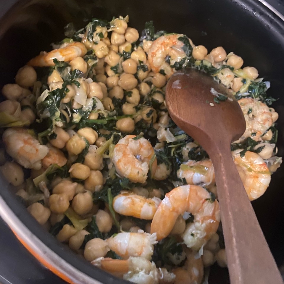 Garbanzos con espinacas y langostinos Garbanzos con espinacas y langostinos