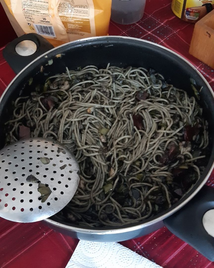 Espaguetis con gambas. Espaguetis con gambas.