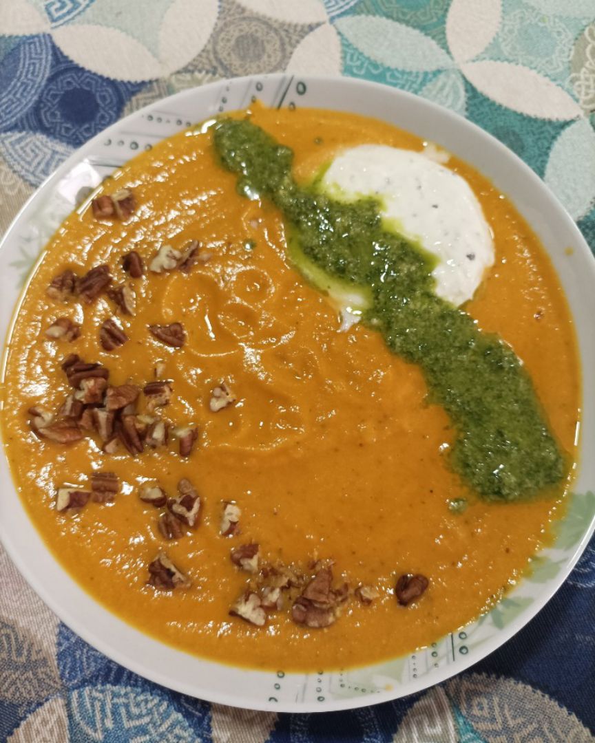 Crema de calabaza y tomate asado Crema de calabaza y tomate asado