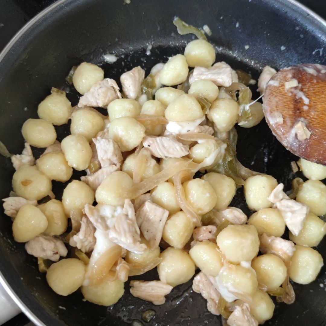 Ñoquis (Gnocchi) con pavo y verduritas Paso 6 Ñoquis (Gnocchi) con pavo y verduritas Paso 6