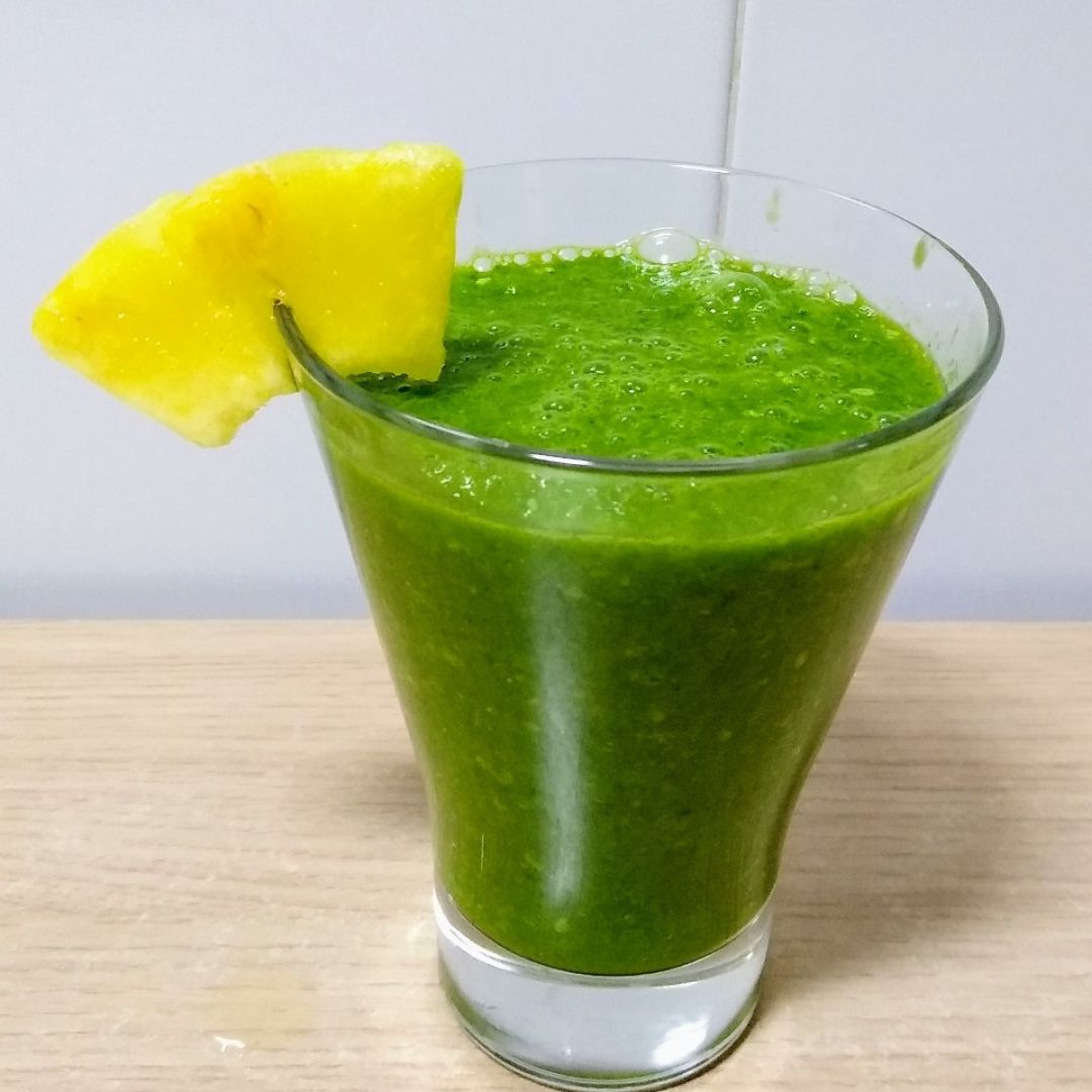 Smoothie de piña y jengibre Smoothie de piña y jengibre