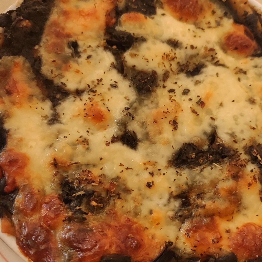 Lasaña de sardinas en lata, espinacas y tomate Lasaña de sardinas en lata, espinacas y tomate