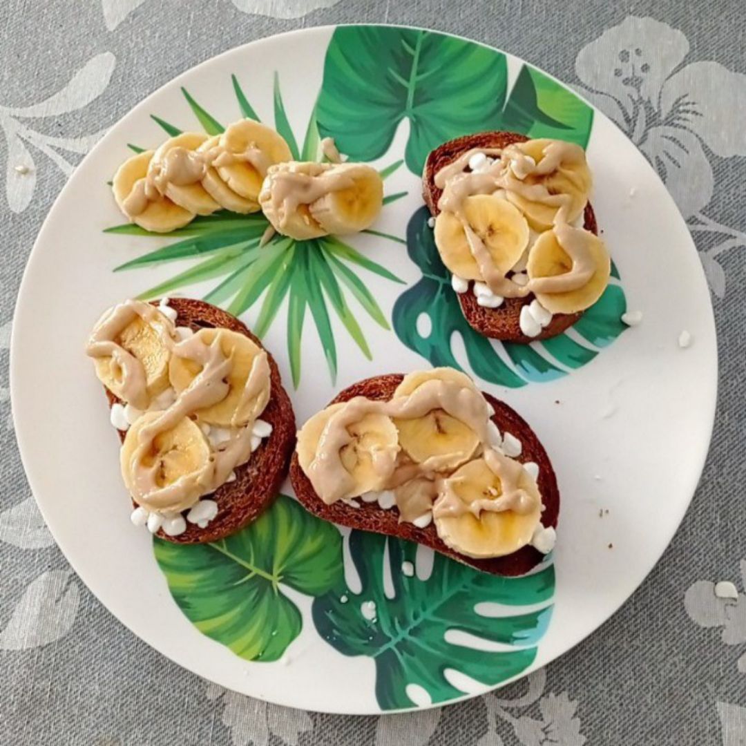 Tostadas de plátano y queso Tostadas de plátano y queso