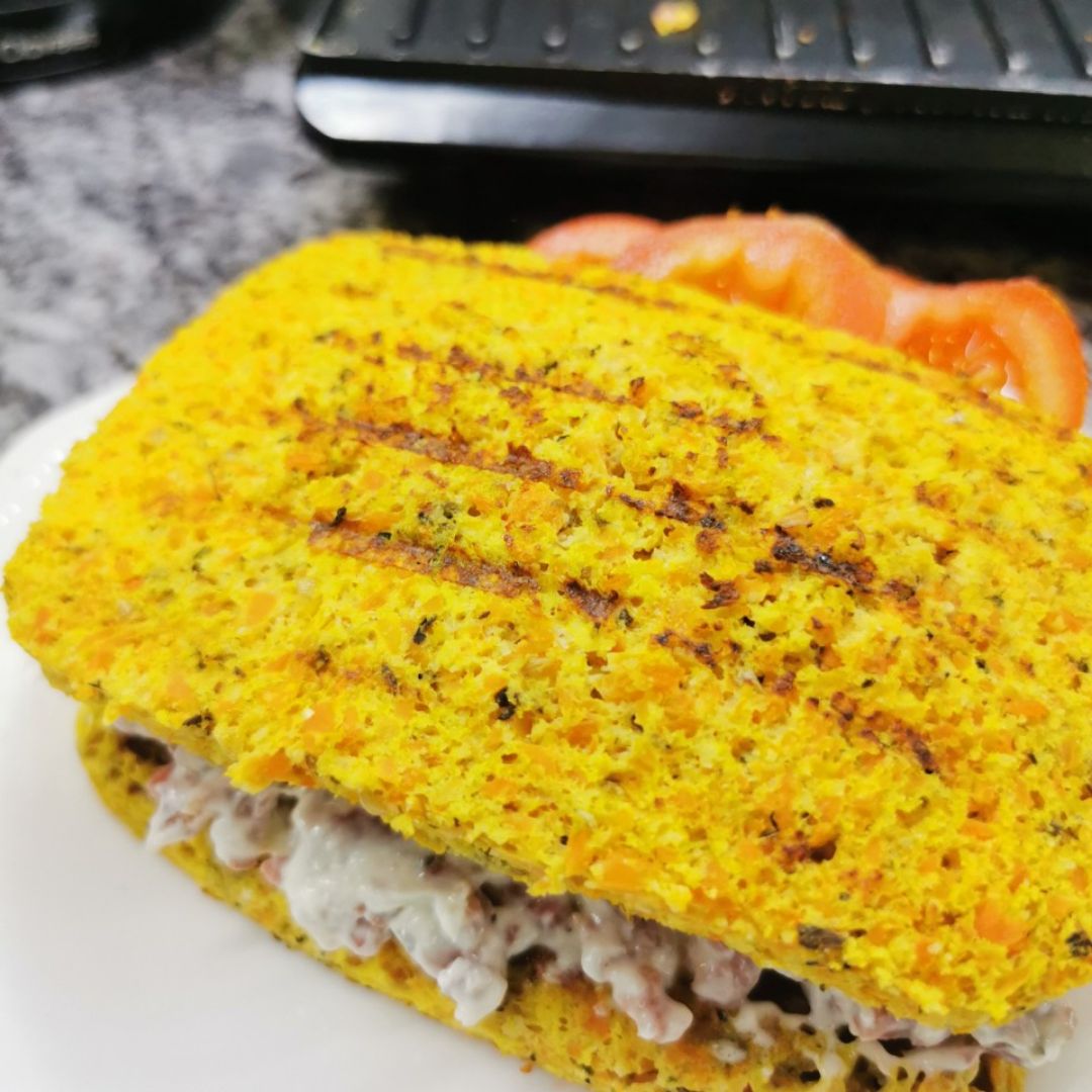 Sándwich de zanahoria al microondas 😋 Paso 3 Sándwich de zanahoria al microondas 😋 Paso 3