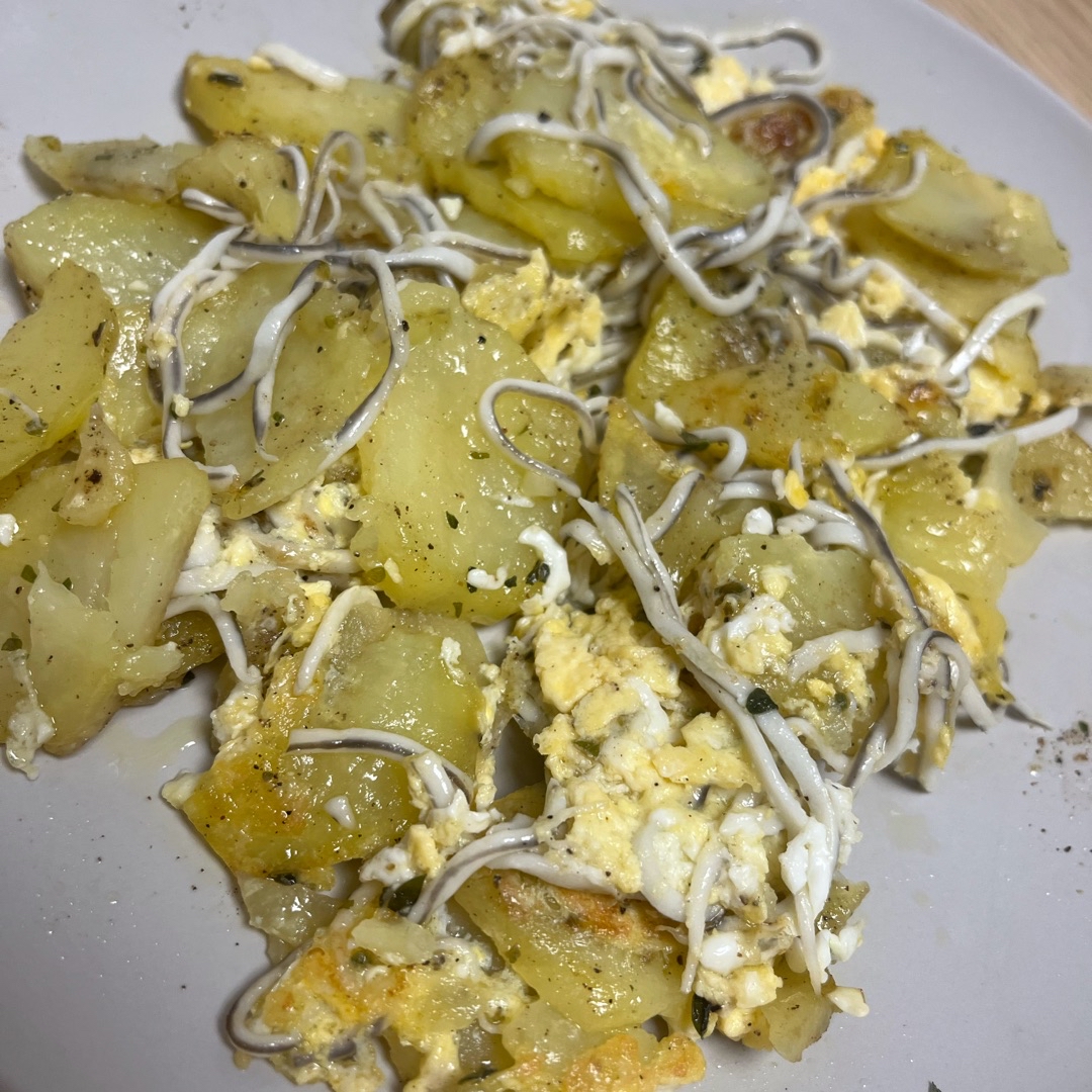 Patatas con gulas Paso 4 Patatas con gulas Paso 4