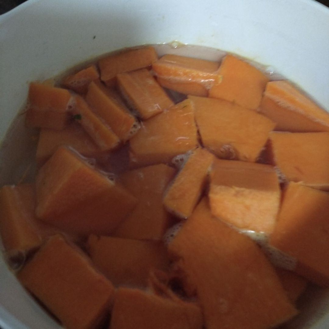 Ñoquis de calabaza con salsa ragú  Paso 4