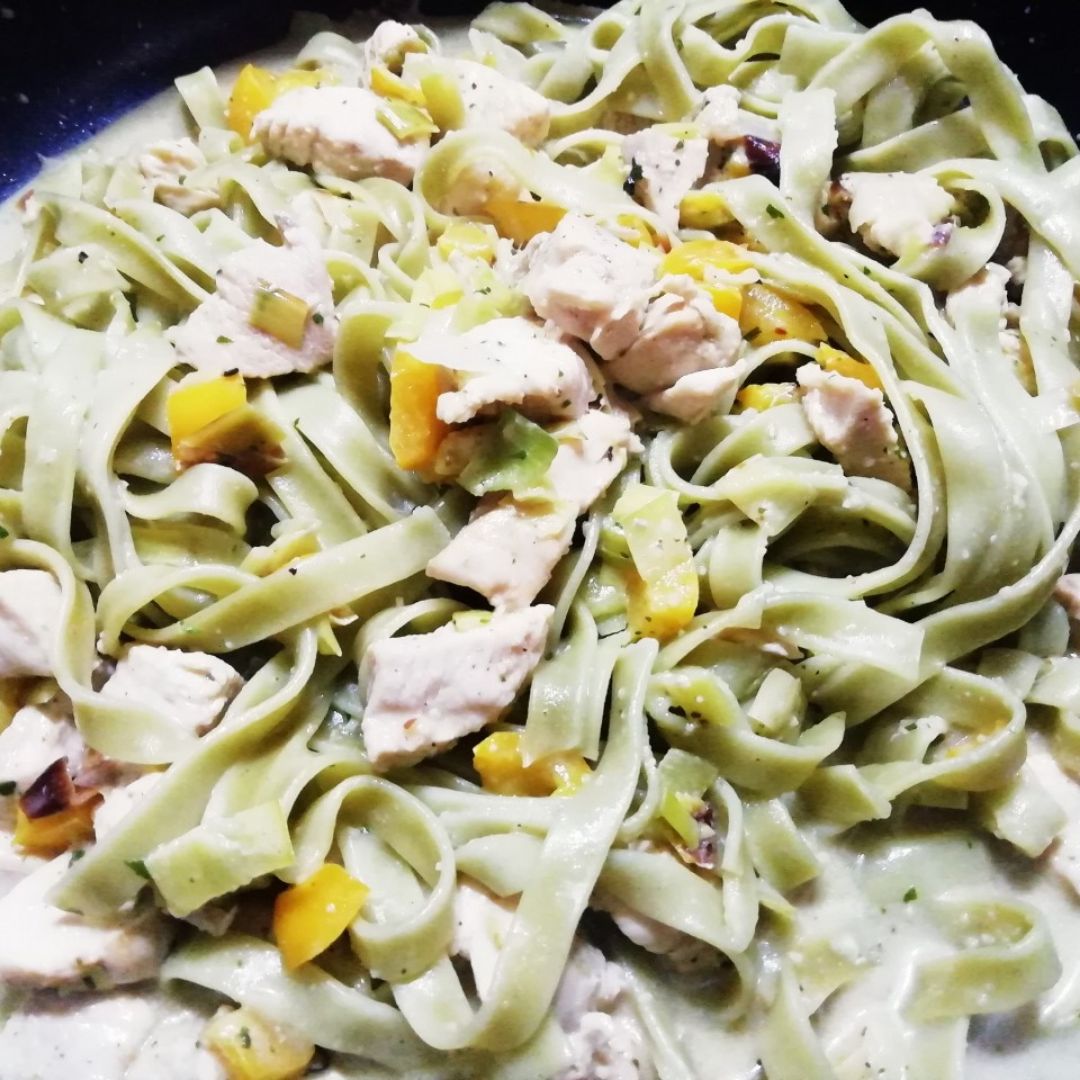 Nidos de espinacas con pollo y gorgonzola Nidos de espinacas con pollo y gorgonzola