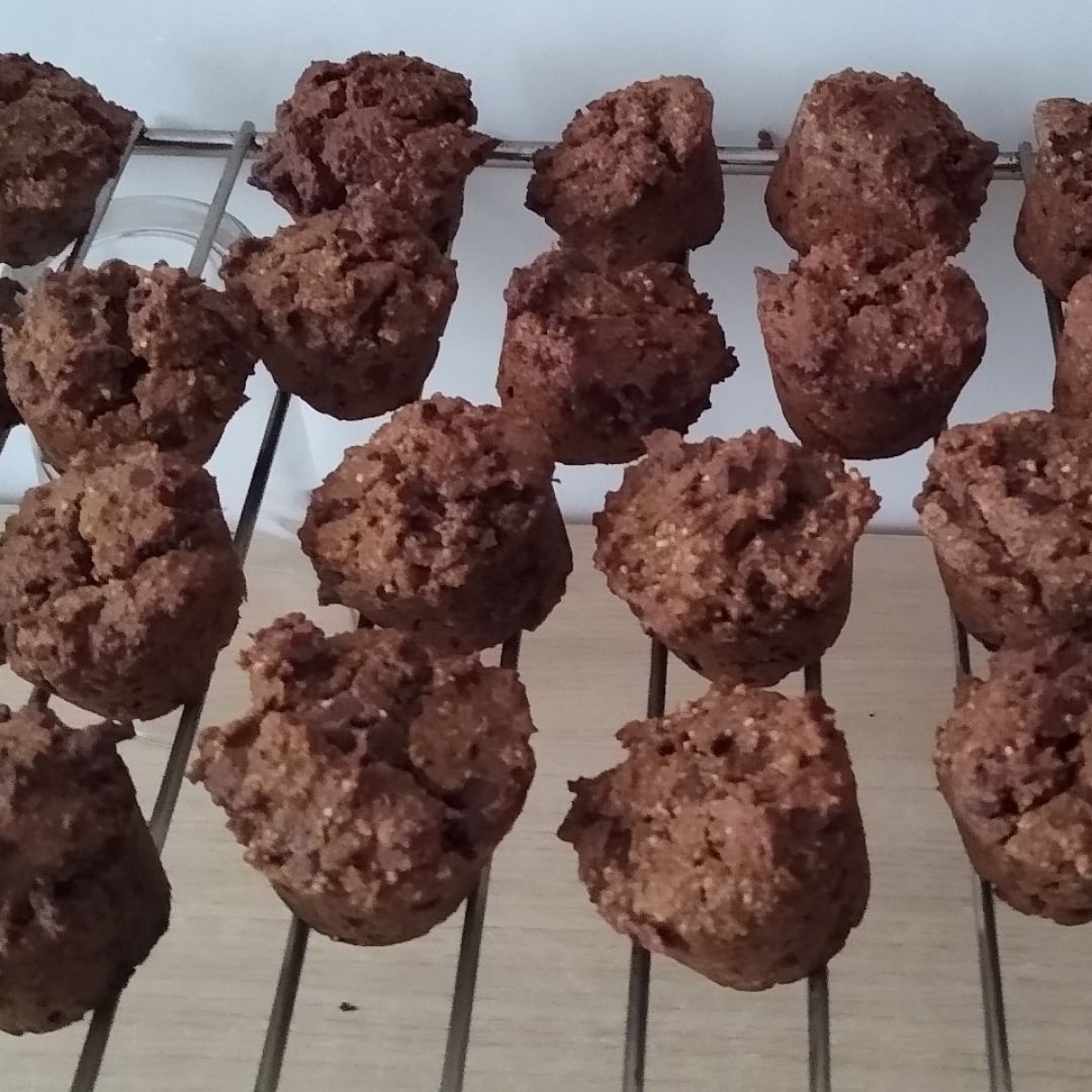 Mini muffins de café, chocolate y mantequilla de cacahuete. Paso 2 Mini muffins de café, chocolate y mantequilla de cacahuete. Paso 2
