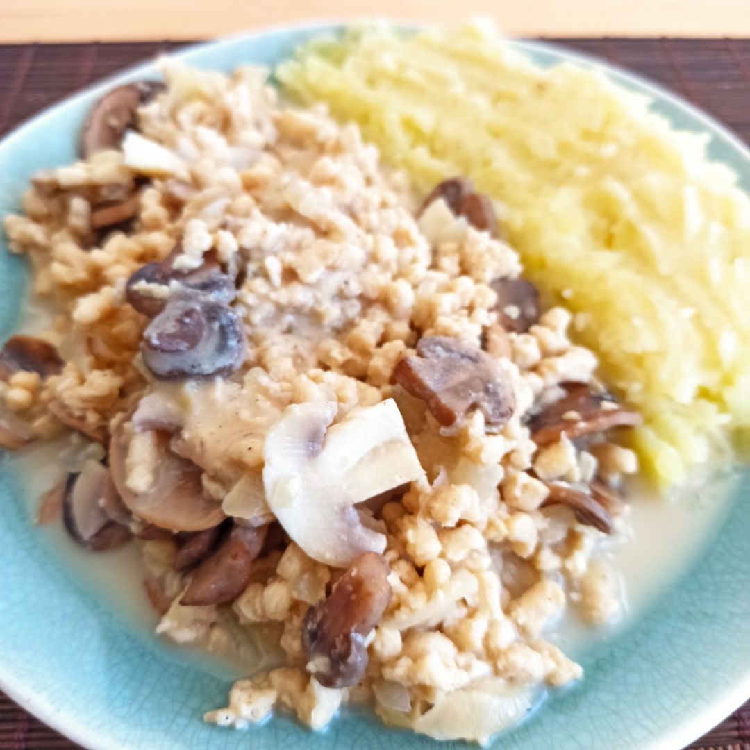 Stroganoff vegetariano Stroganoff vegetariano