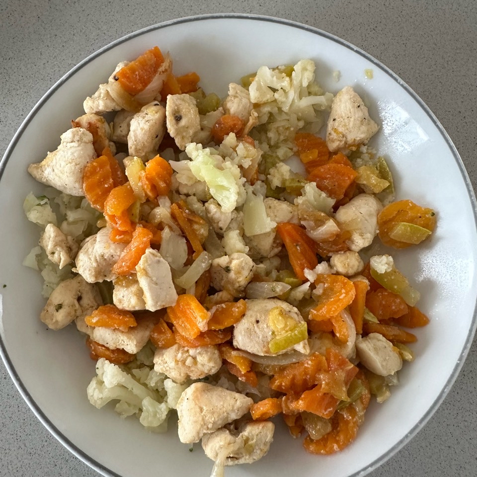 Falso cuscús con coliflor y tacos de pollo
