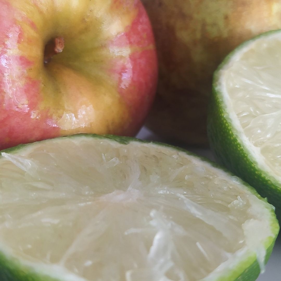 Manzana, pera y lima Manzana, pera y lima