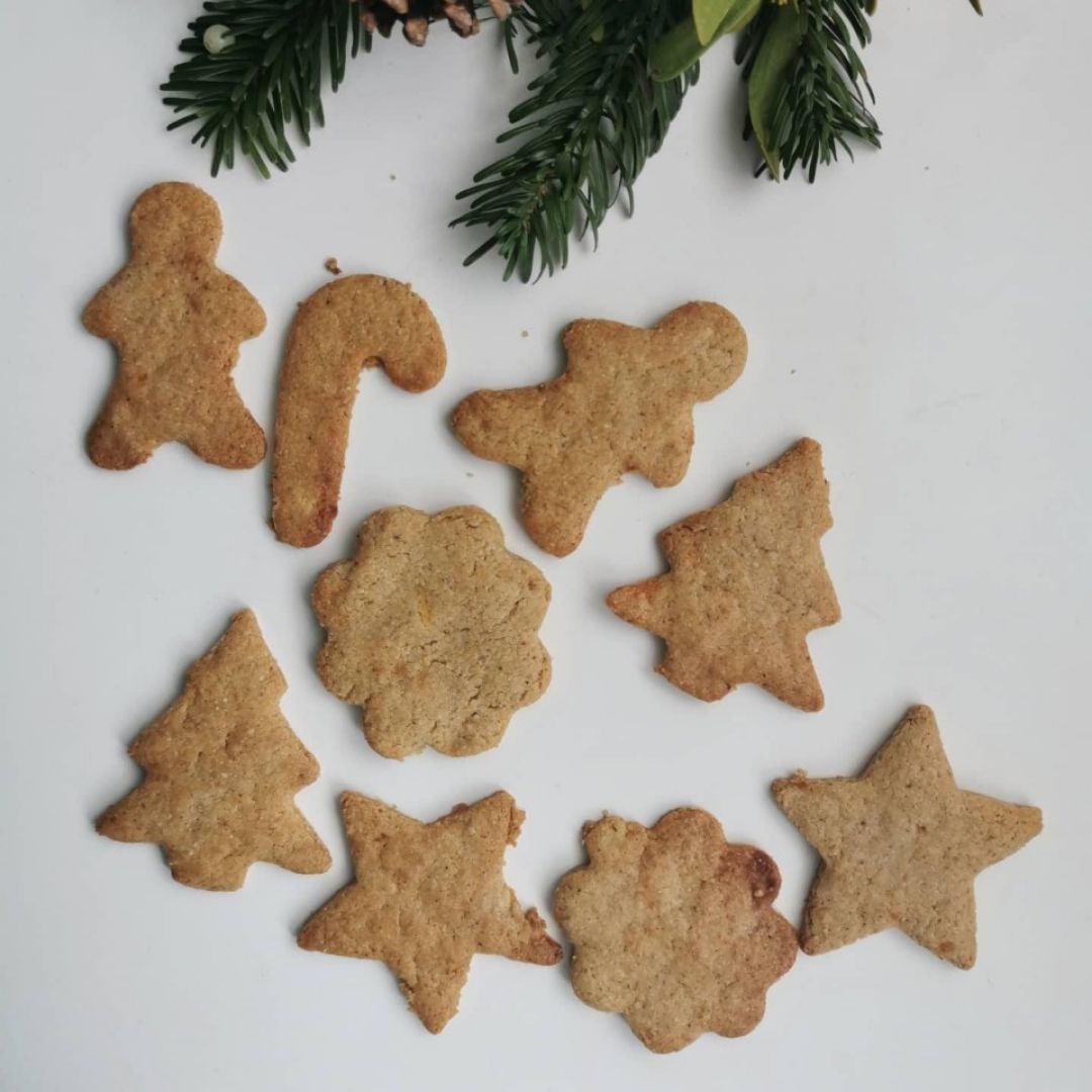 GALLETAS DE JENGIBRE CON UN TOQUE ESPECIAL🍪
GALLETAS DE JENGIBRE CON UN TOQUE ESPECIAL🍪