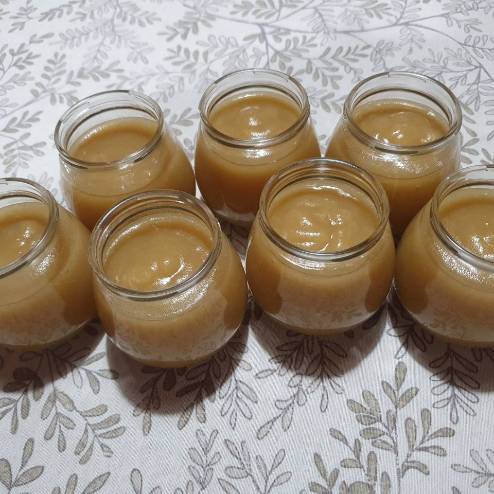 Compota de manzanas verdes con canela en rama y jengibre Compota de manzanas verdes con canela en rama y jengibre