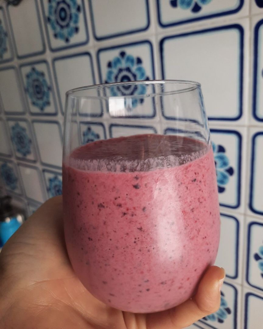 Frappe de frutos rojos 🫐🍓 Frappe de frutos rojos 🫐🍓