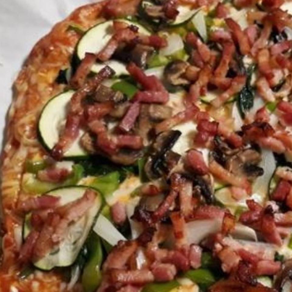 Pizza verduras y bacon Pizza verduras y bacon