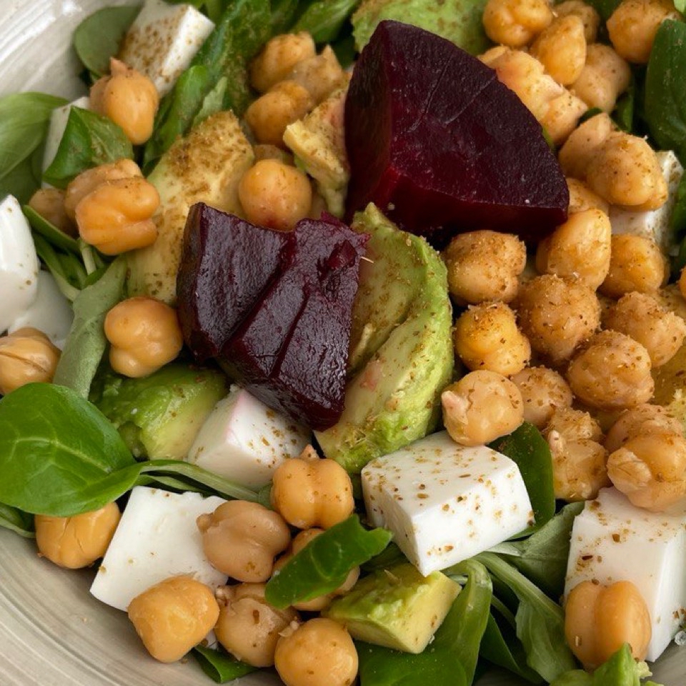 Ensalada de garbanzos y remolacha Ensalada de garbanzos y remolacha