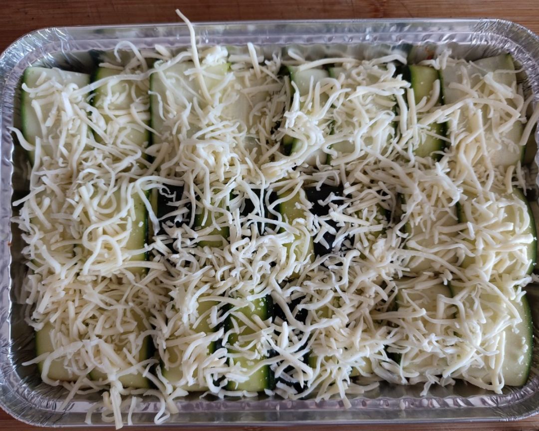 Raviolis de calabacín con salmón y champiñones Paso 4 Raviolis de calabacín con salmón y champiñones Paso 4