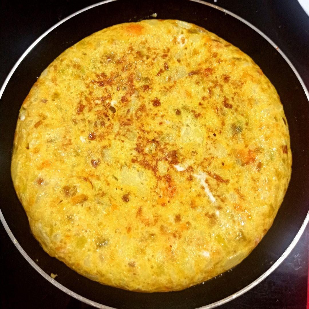 Tortilla de patatas, boniato y puerros  Paso 3