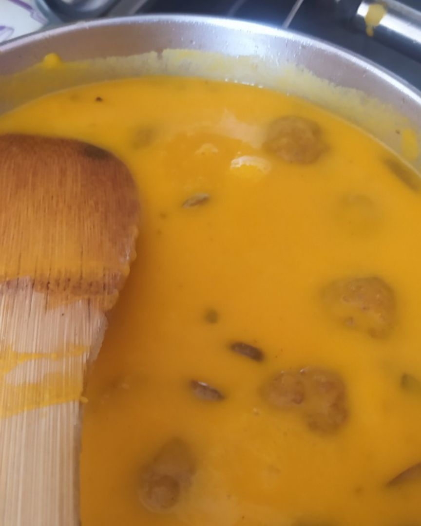 Albóndigas en salsa de zanahoria Albóndigas en salsa de zanahoria