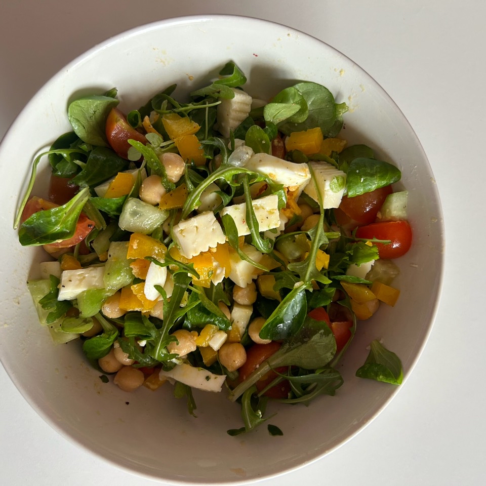 Ensalada de rúcula y garbanzos Ensalada de rúcula y garbanzos