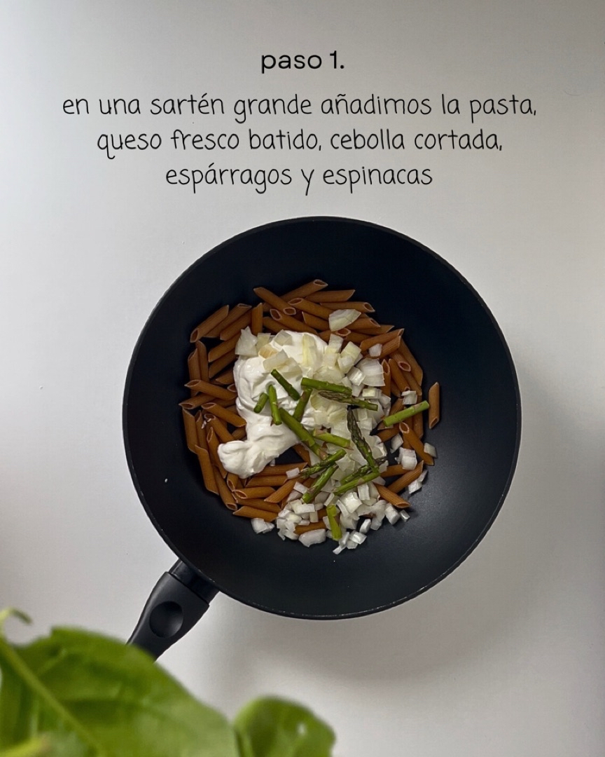 Pasta con salmón ahumado Paso 0 Pasta con salmón ahumado Paso 0