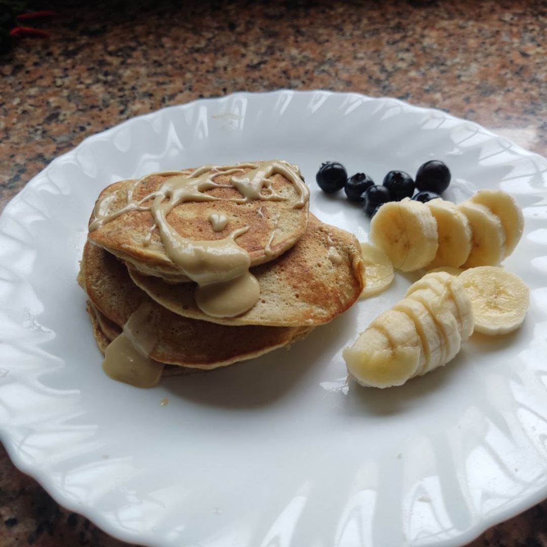 Tortitas de plátano, avena, huevo, arándanos y chocolate 85% Paso 4 Tortitas de plátano, avena, huevo, arándanos y chocolate 85% Paso 4