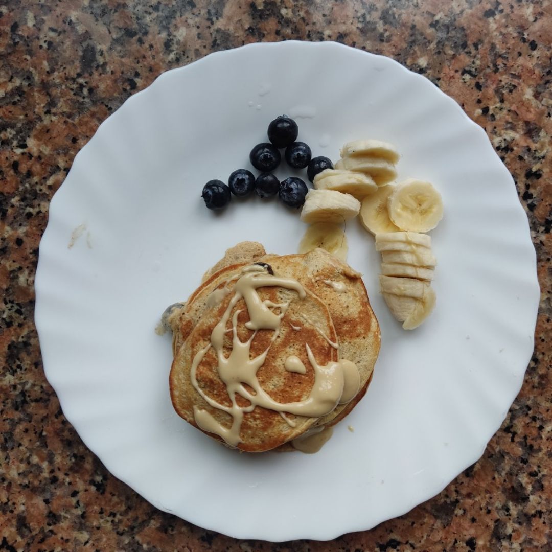 Tortitas de plátano, avena, huevo, arándanos y chocolate 85% Paso 4 Tortitas de plátano, avena, huevo, arándanos y chocolate 85% Paso 4