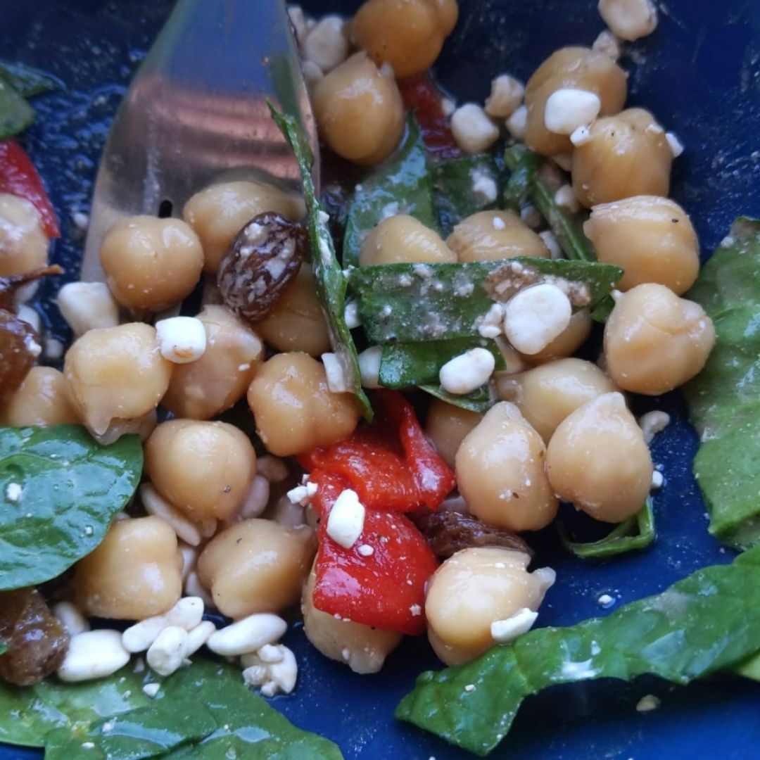Ensalada de Tomate Cherry y Queso Cottage