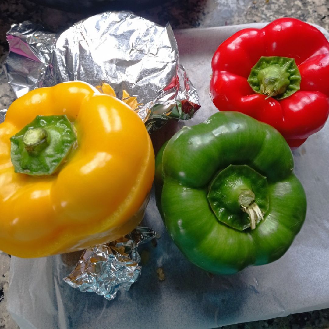 Pimientos 🫑 de colores ❤️💛💚 rellenos en Airfryer Paso 3 Pimientos 🫑 de colores ❤️💛💚 rellenos en Airfryer Paso 3