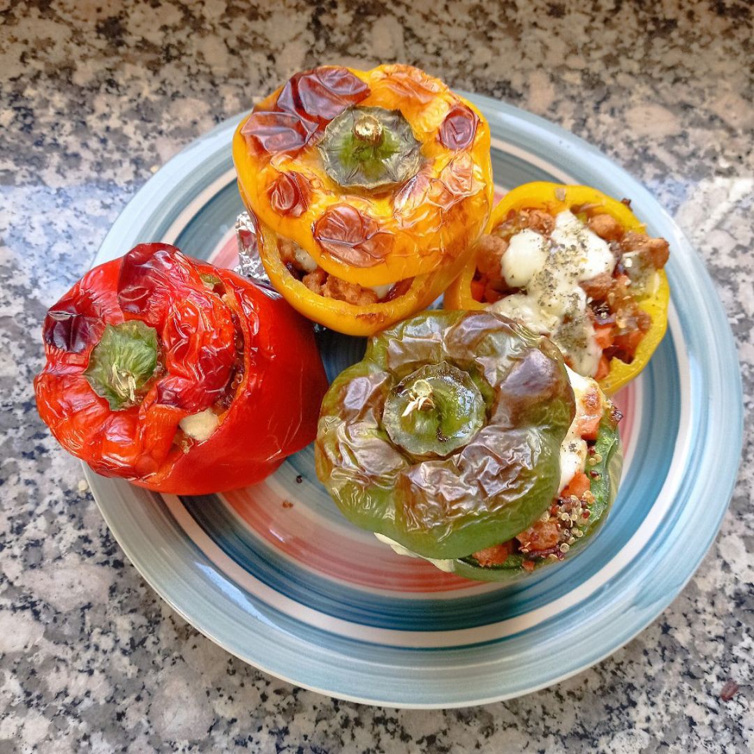 Pimientos 🫑 de colores ❤️💛💚 rellenos en Airfryer Paso 4 Pimientos 🫑 de colores ❤️💛💚 rellenos en Airfryer Paso 4