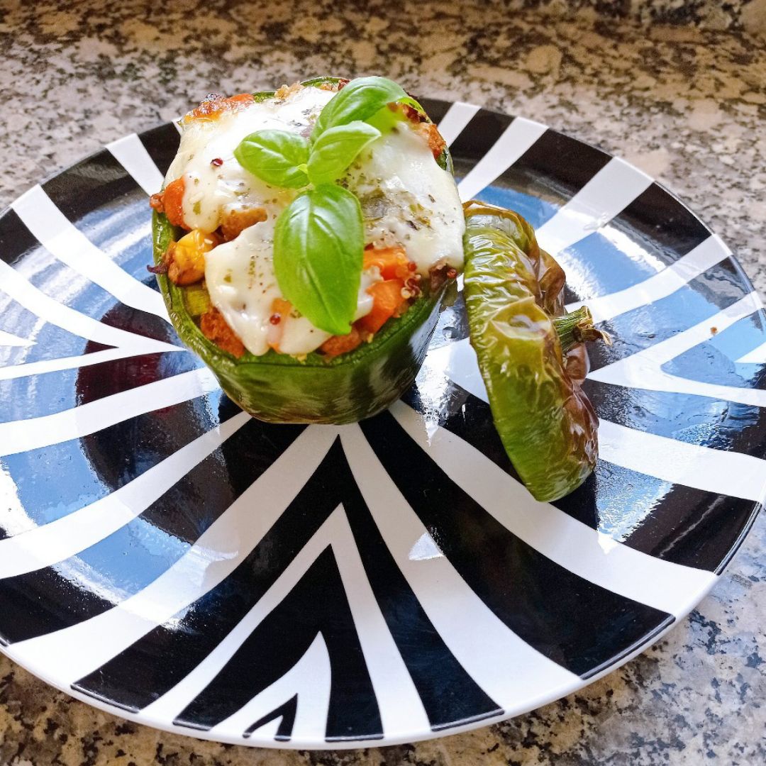 Pimientos 🫑 de colores ❤️💛💚 rellenos en Airfryer Paso 4 Pimientos 🫑 de colores ❤️💛💚 rellenos en Airfryer Paso 4