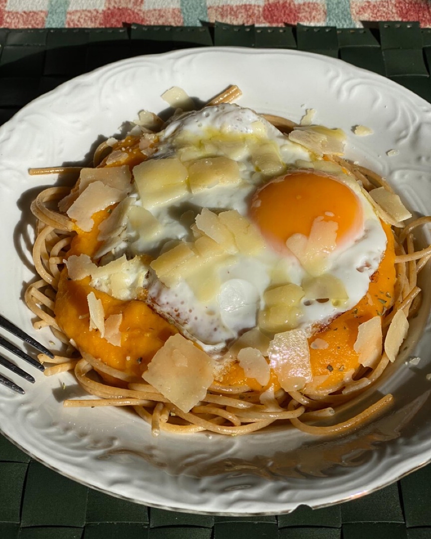 Pasta con salsa de calabaza