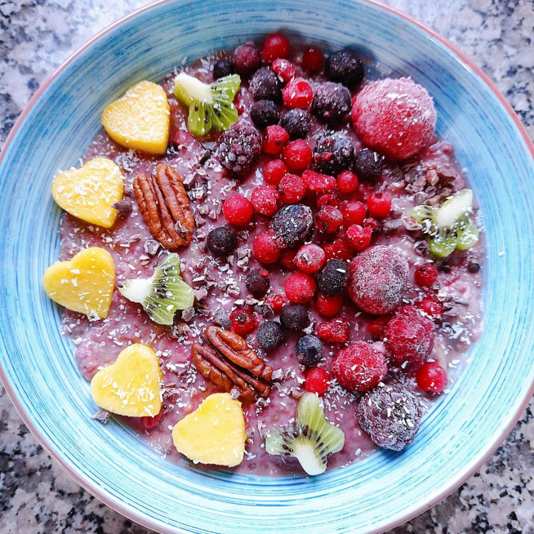 Porridge de frutos rojos 🫐🍓 y manzana 🍏