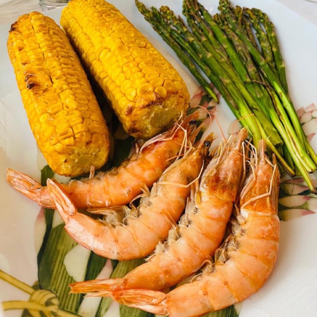 MAÍZ CON LANGOSTINOS 🦐 Y ESPÁRRAGOS TRIGUEROS 😋 MAÍZ CON LANGOSTINOS 🦐 Y ESPÁRRAGOS TRIGUEROS 😋