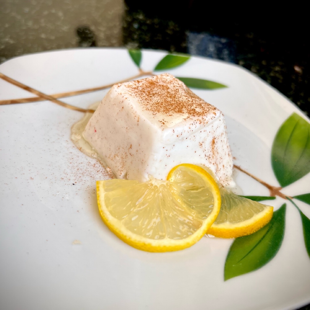 Panacota de limón y canela baja en kcal Panacota de limón y canela baja en kcal
