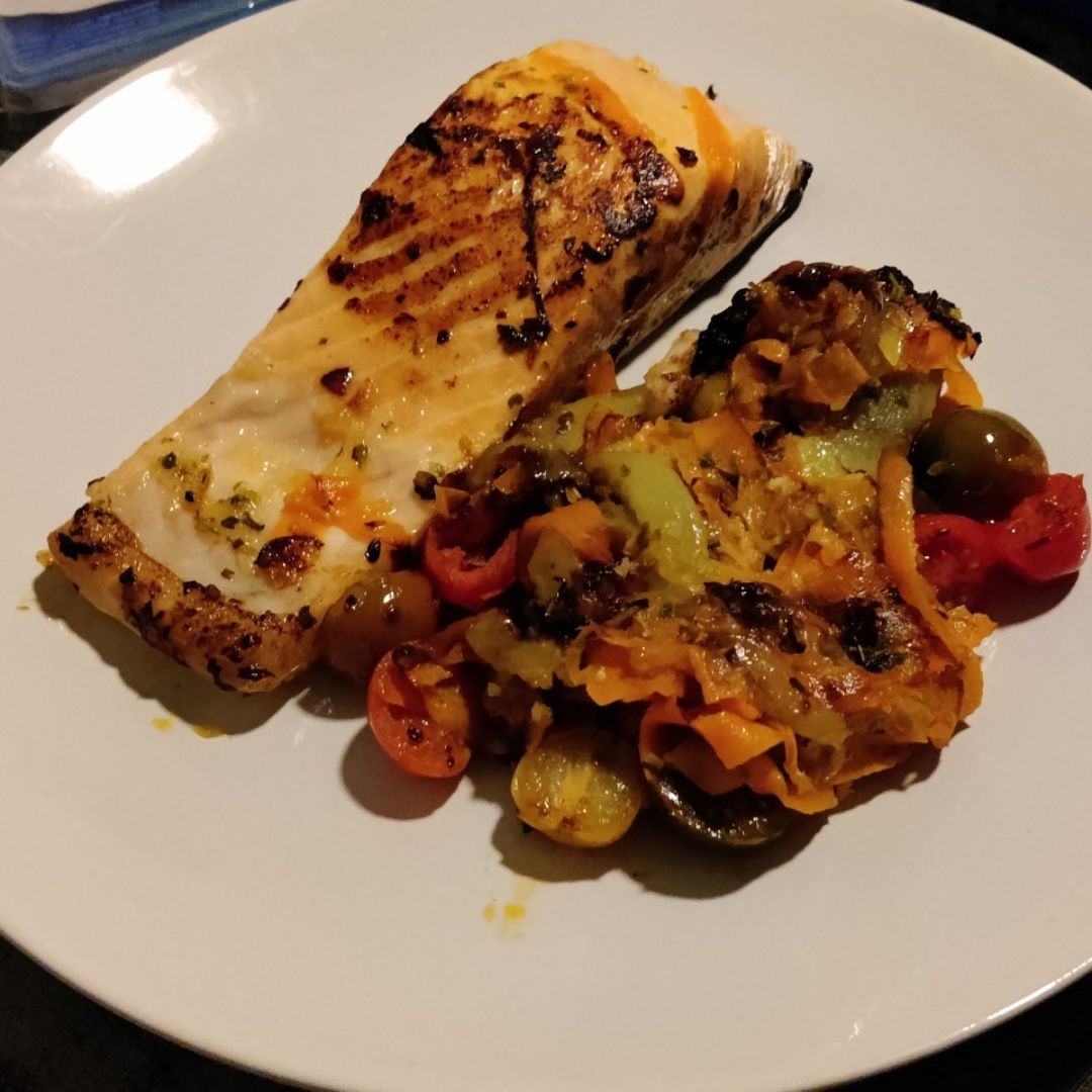 Salmón con pepino Salmón con pepino