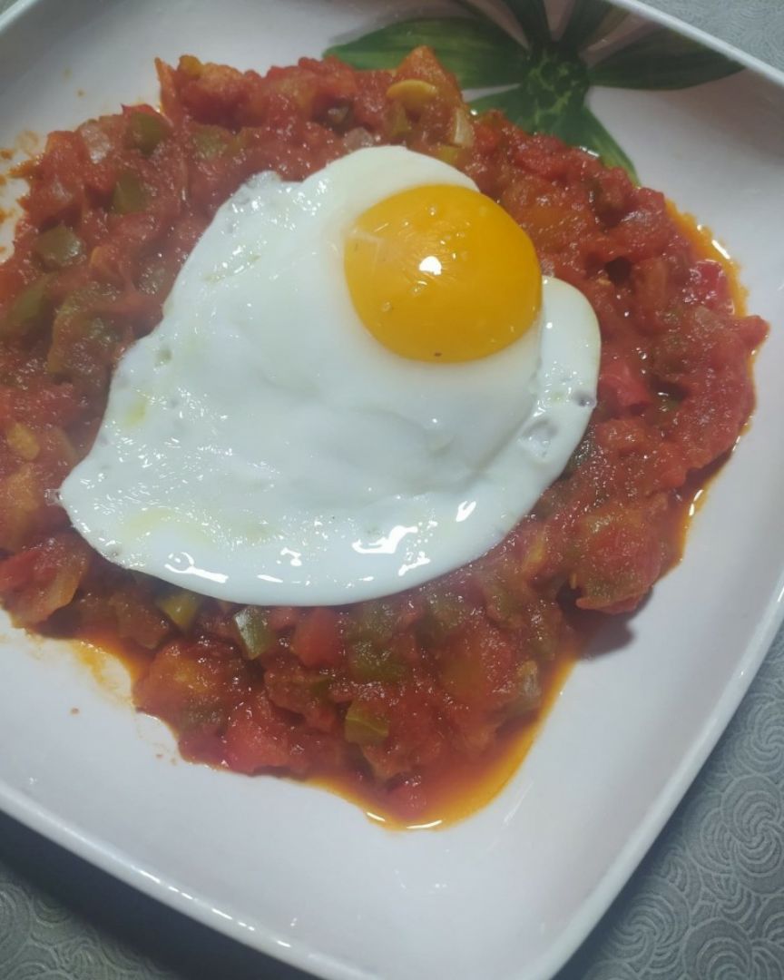 Pisto con huevo Pisto con huevo