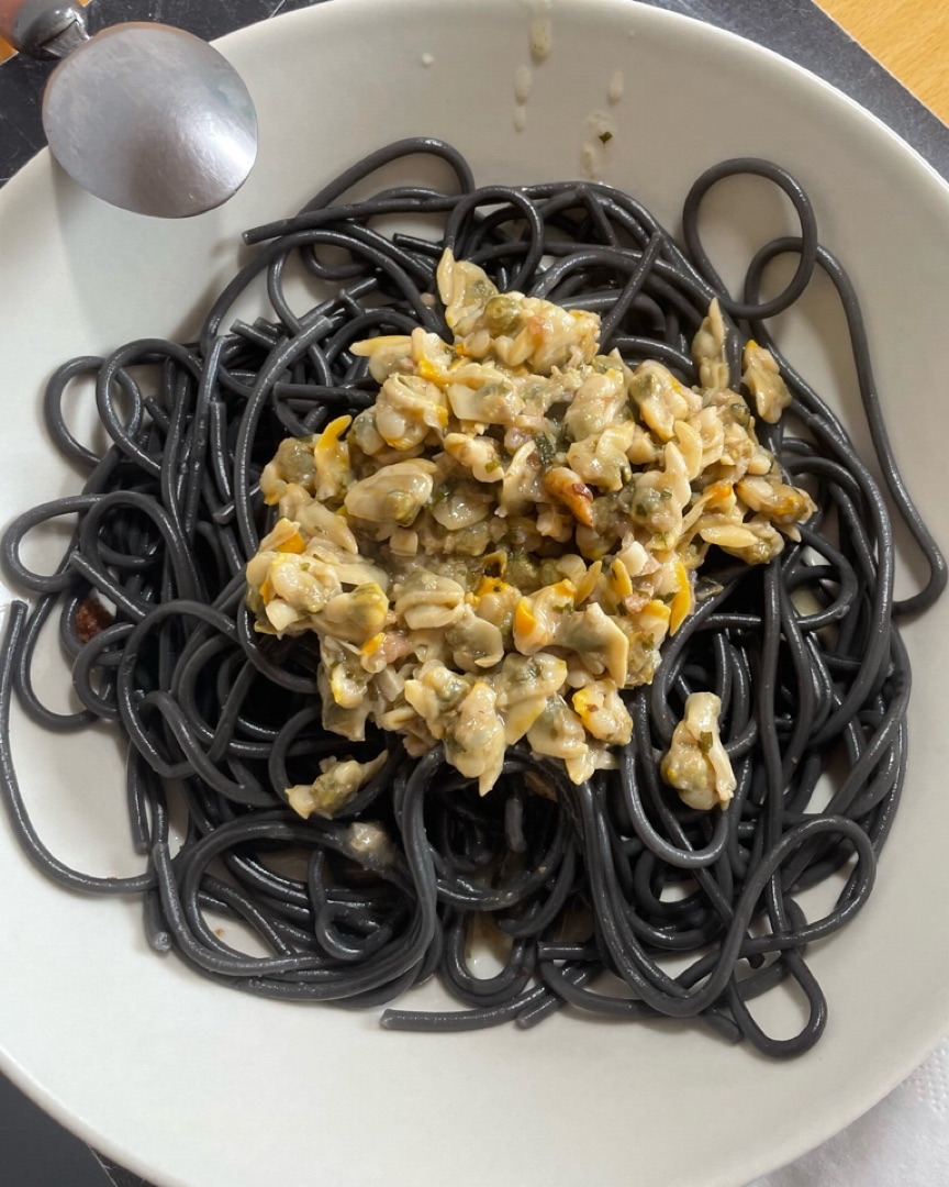 Spaghetti al nero di sepia Spaghetti al nero di sepia